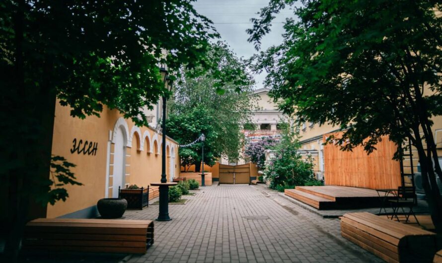 «Восток&Запад». Музейный дворик «Эссен» в Оренбурге на время фестиваля станет кинозалом