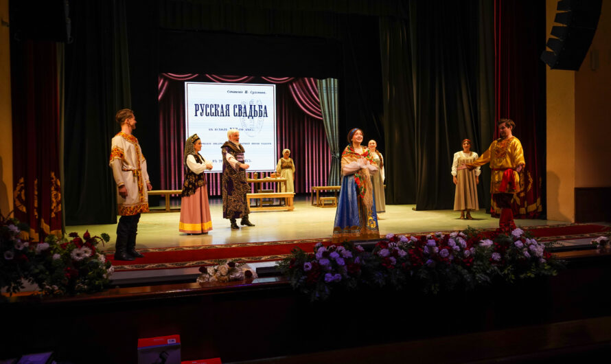 Машков и Райкин поздравили с юбилеем театр Бугуруслана