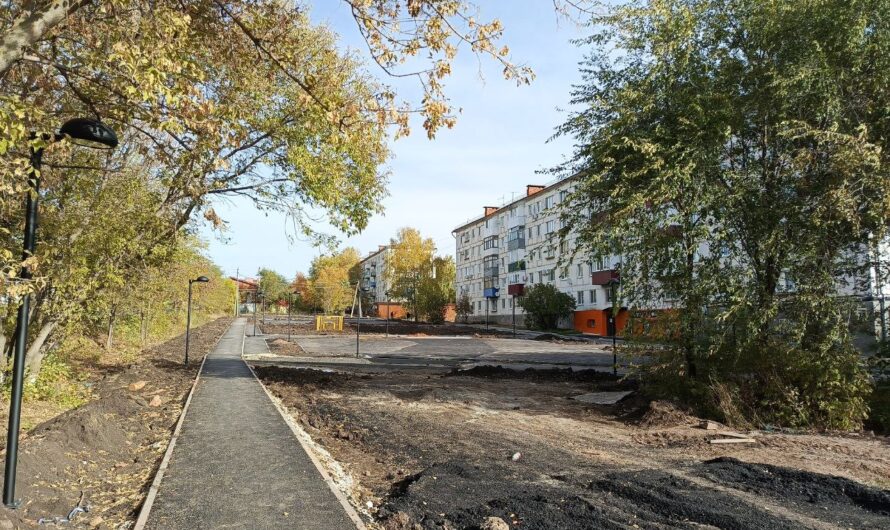 В Бугуруслане облагораживают сквер «Комсомольский»