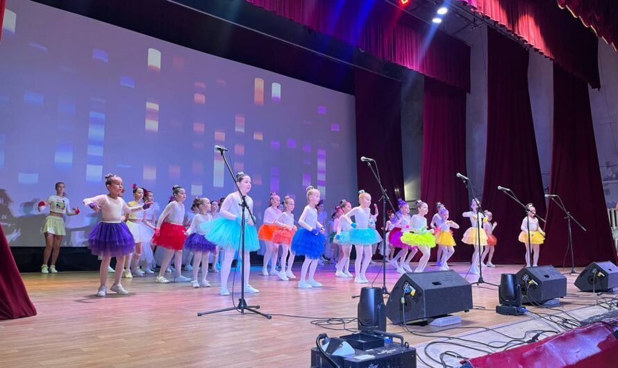 В Бугуруслане состоялся концерт, посвященный Дню матери