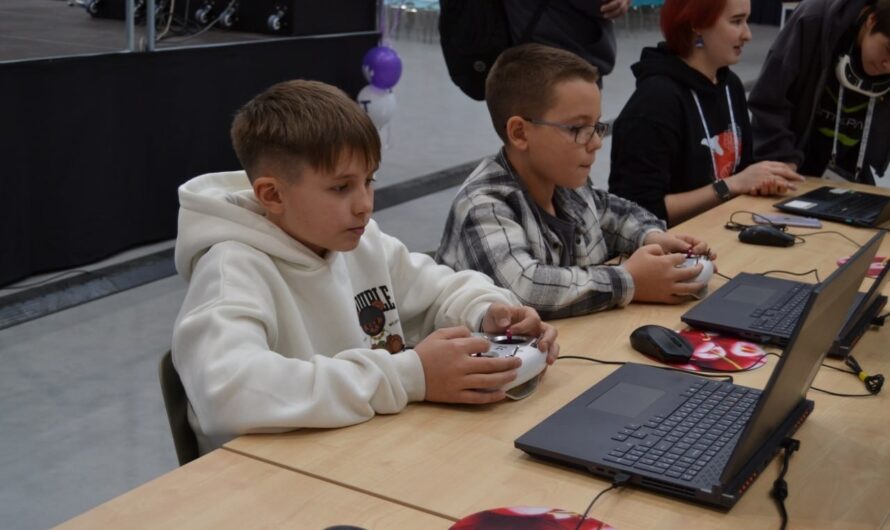 Команда Оренбуржья выступила на всероссийском турнире по беспилотным авиационным системам