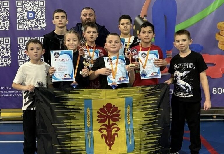 Спортсмены из Бугурусланского района завоевали медали на турнире по вольной борьбе