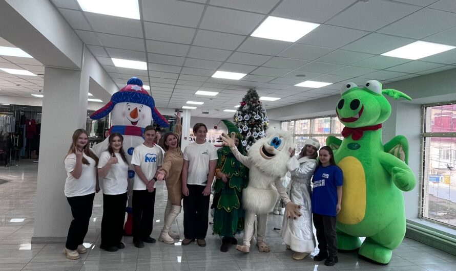 В Бугуруслане состоялось открытие Всероссийской благотворительной акции «Ёлка желаний»