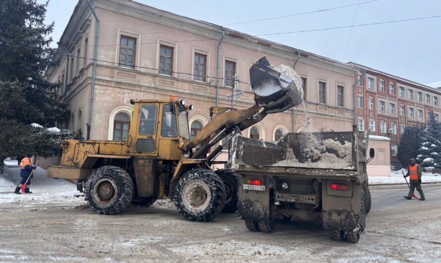 Глава Бугуруслана призвал водителей не мешать расчистке дорог