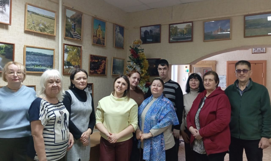 В Бугуруслане открылась фотовыставка «По родным местам»