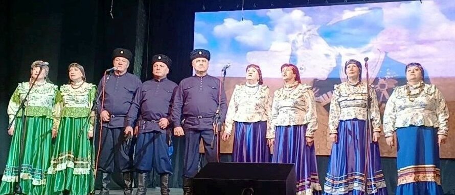 Артисты Бугурусланского района выступили на фестивале «Песни для СВОих»