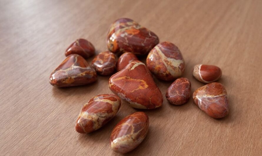 80 лет назад в Орске началось промышленное освоение яшмы