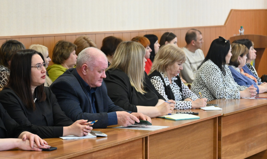 В Бугурусланском районе обсудили меры по предотвращению конфликта интересов