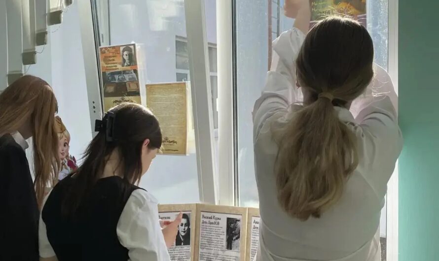 Бугурусланцы присоединились к акции «Окна Победы»