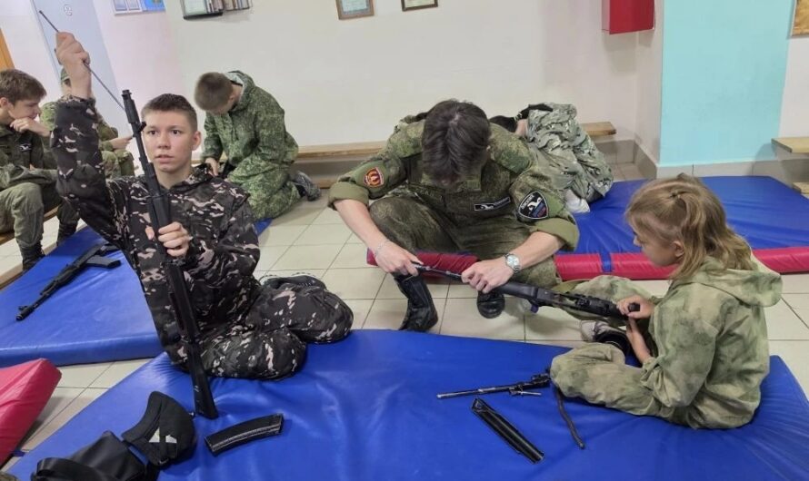 В Бугуруслане стартовали трехдневные учебные сборы для восьмиклассников