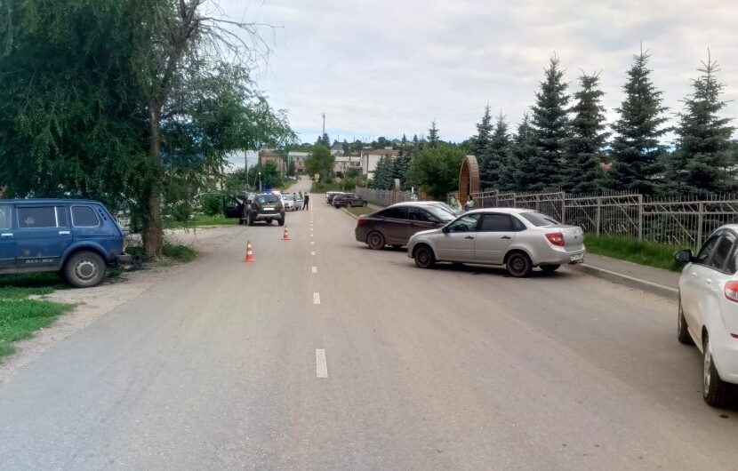В Бугуруслане под колеса иномарки попала пожилая женщина