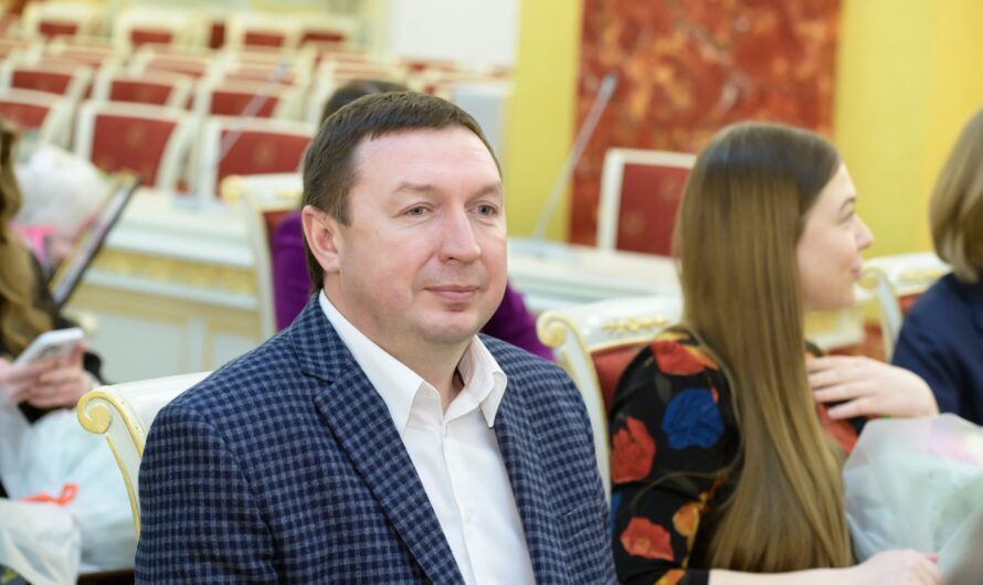 Гендиректор РИА «Оренбуржье» работает на медиафоруме в Уфе
