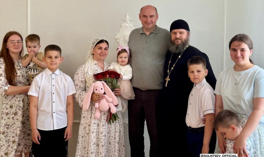 Евгений Солнцев навестил многодетную семью Анисимовых в Бугуруслане