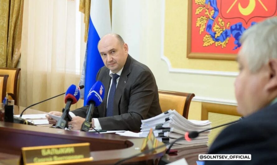 Евгений Солнцев поручил демонтировать муниципальные дороги для пропуска воды при необходимости