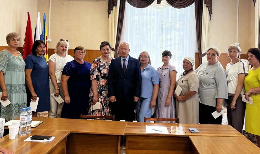 В Бугурусланском районе наградили волонтеров и общественных активистов