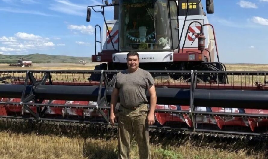 Комбайнер из Бугурусланского района вошел в число лидеров уборочной кампании