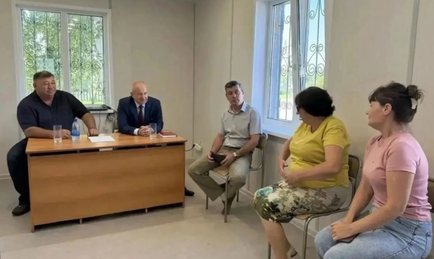 Глава Бугурусланского района провел прием граждан