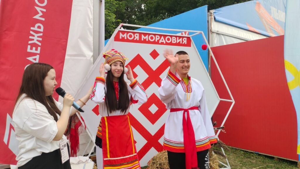 Гайчанка Ангелина Ласынова побывала на молодежном форуме "иВолга".