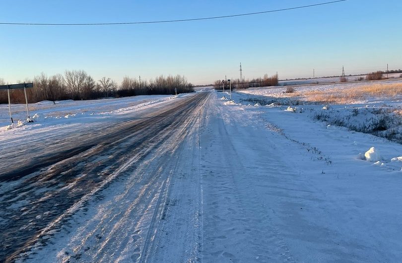 Жители села Первомайское Соль-Илецкого городского округа уже много лет добиваются реконструкции дороги