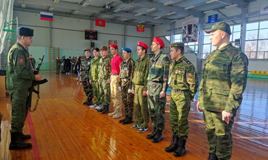Команда из Красномаякской школы – победитель военно-спортивных соревнований «А ну-ка парни»