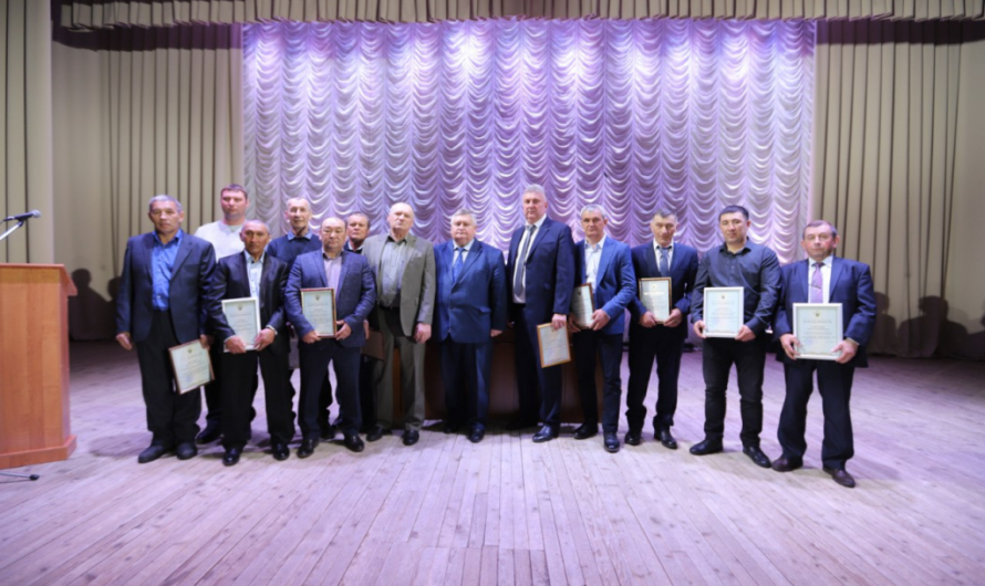 Делегация аграриев Соль-Илецкого городского округа приняла участие в зональном совещании АПК Оренбуржья