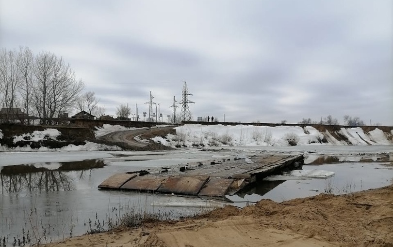 Понтонный мост через реку Илек на 103 километре автодороги Покровка – Дивнополье демонтирован