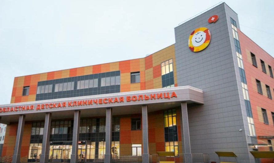 Владимир Путин по видеосвязи открыл больницу в Оренбурге
