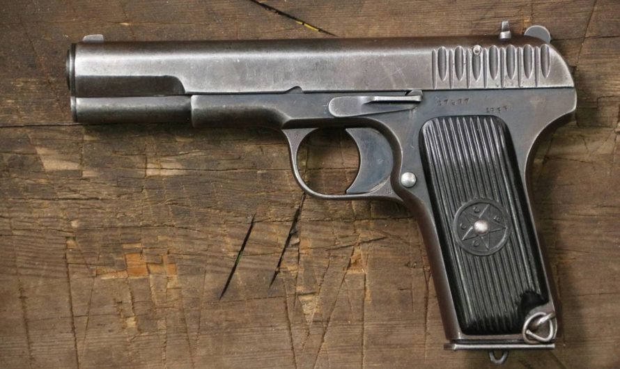 В Оренбуржье у мужчины изъяли пистолет сталинской эпохи