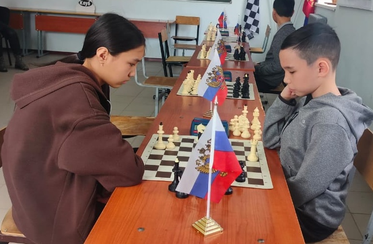 Соль-илечане приняли участие в турнире по быстрым шахматам «Весенний марафон»