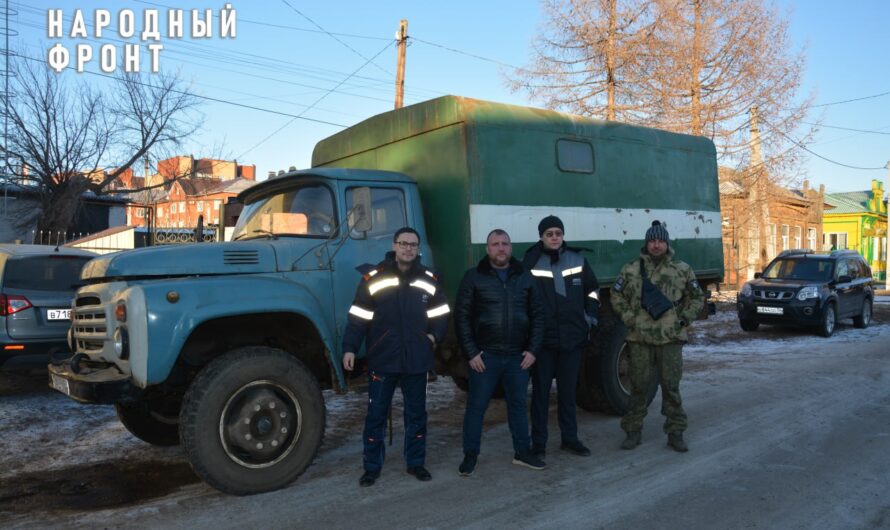 Грузовик из Бузулука передали бойцам в зону СВО