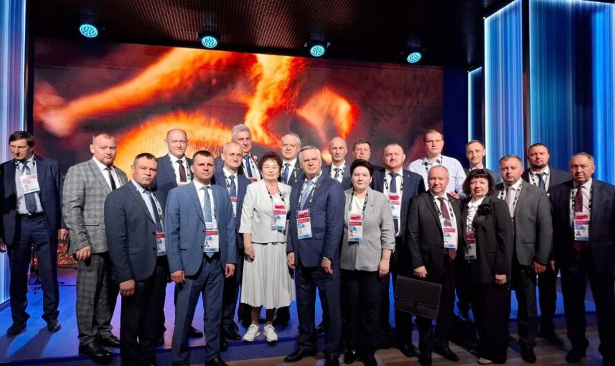 Глава Соль-Илецкого округа Сергей Савченко участвует в форуме «Малая Родина – сила России»