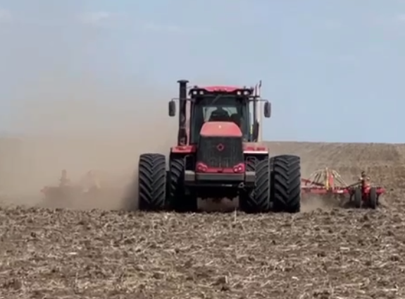 Аграрии Соль-Илецкого округа приступили к севу яровых культур