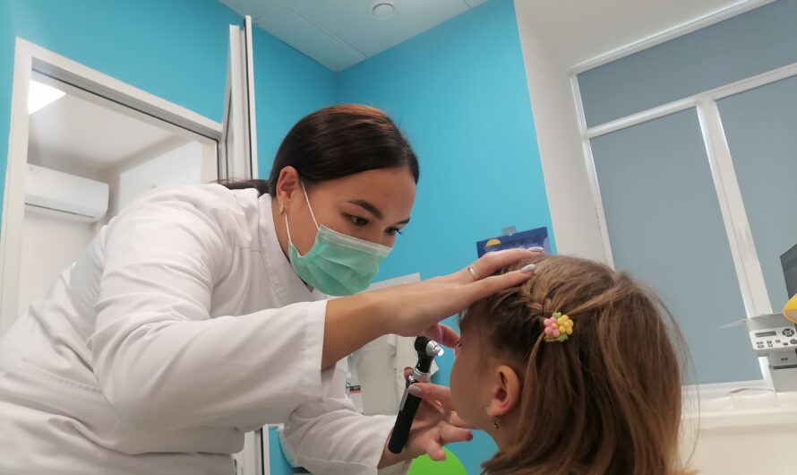 “Илецкая Защита” на приёме у отоларинголога Соль-Илецкой межрайонной больницы Айнуры Бисеновой