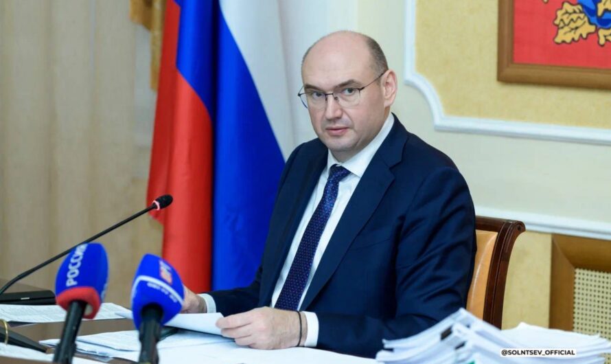 Евгений Солнцев анонсировал запуск программы «Земский тренер»