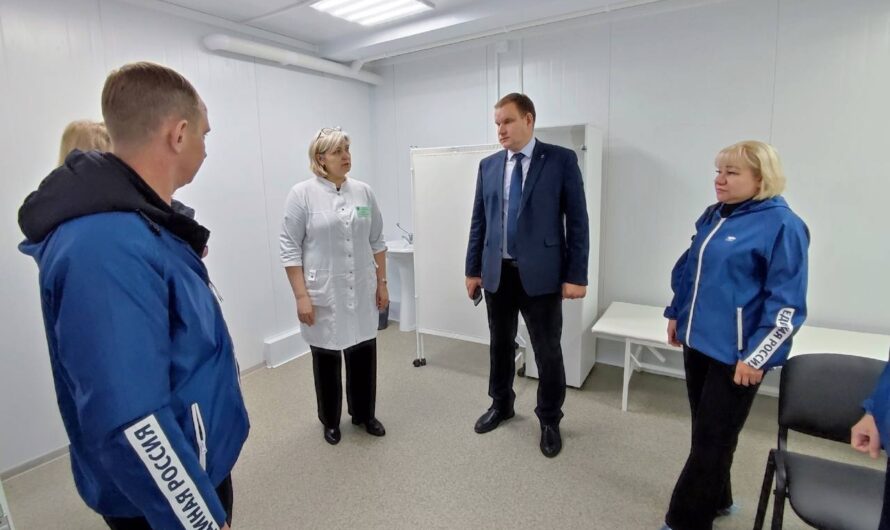 В Абдулино завершили монтаж модульной поликлиники в рамках народной программы «Единой России»