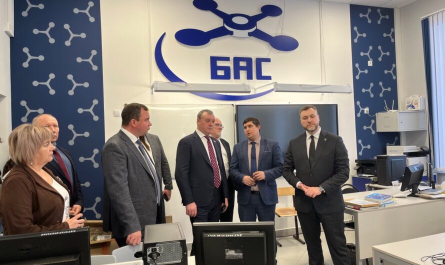 Олег Димов: «Ремонт школ в Оренбуржье – на особом контроле «Единой России»