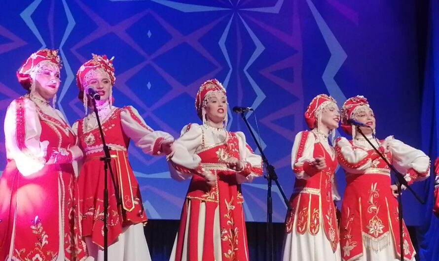 В Соль-Илецке прошел 37-й областной фестиваль народного творчества «Обильный край, благословенный!»