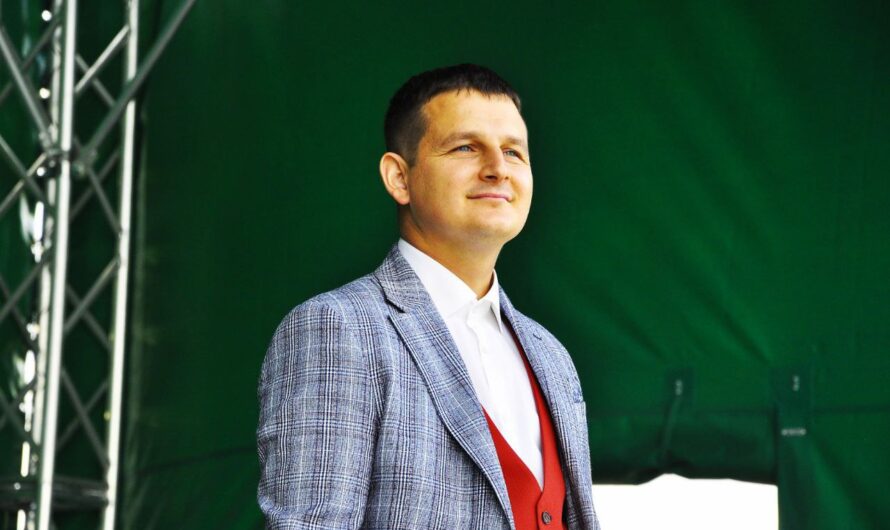 Голос, покоривший Соль-Илецк: Марсэль Караев набирает высоту