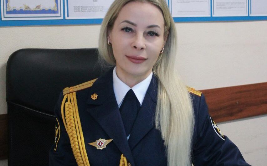 Старший прапорщик Елена Филатова из Соль-Илецка: 24 года на страже порядка и семейных ценностей
