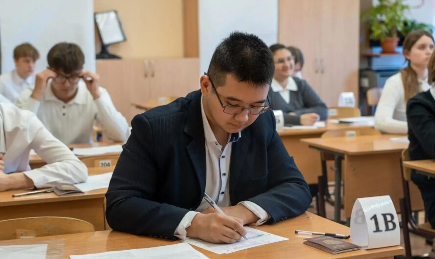Выпускники Оренбургской области сдали обязательный экзамен по математике