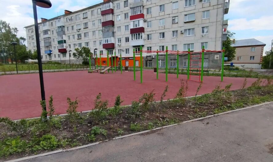 В Бугуруслане близится к завершению благоустройство сквера «Комсомольский»