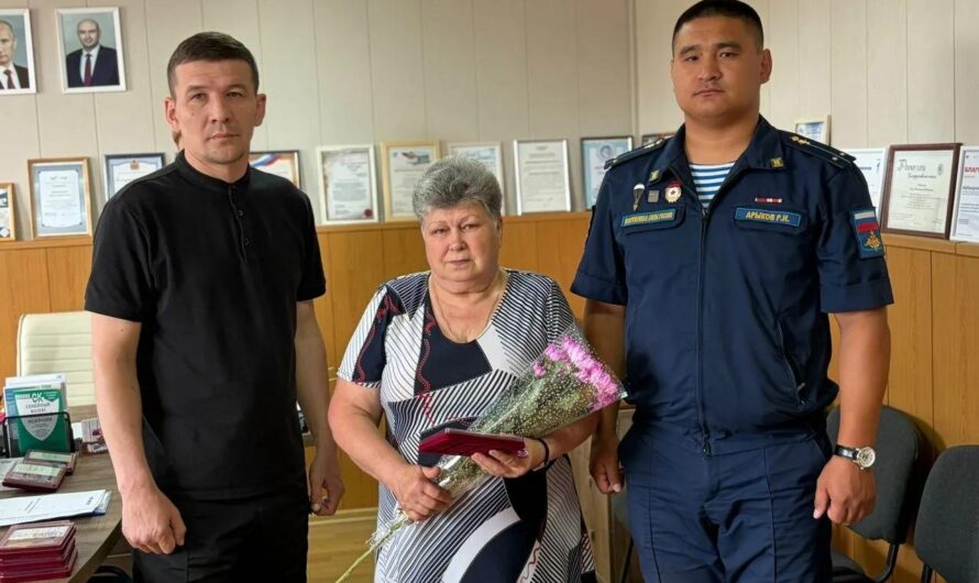 В Соль-Илецке семьям погибших бойцов СВО передали награды