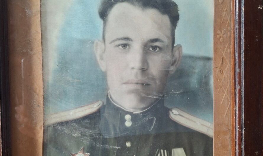 Спасти героя: редакция “Илецкой Защиты” разыскивает семью по фотографии, найденной на мусорной площадке