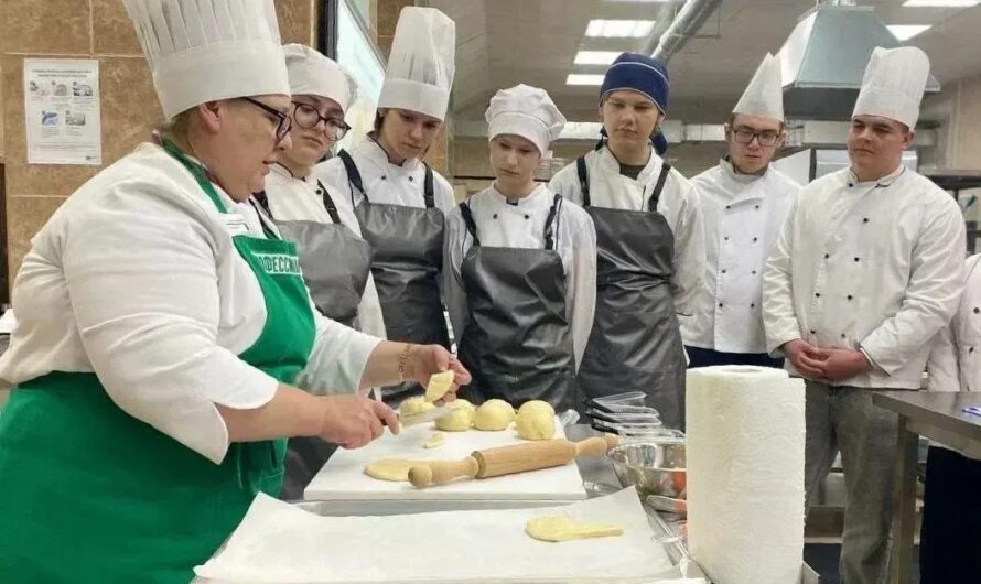 Колледжи и техникумы Оренбуржья в 2026 году выпустили более 15 тысяч молодых специалистов