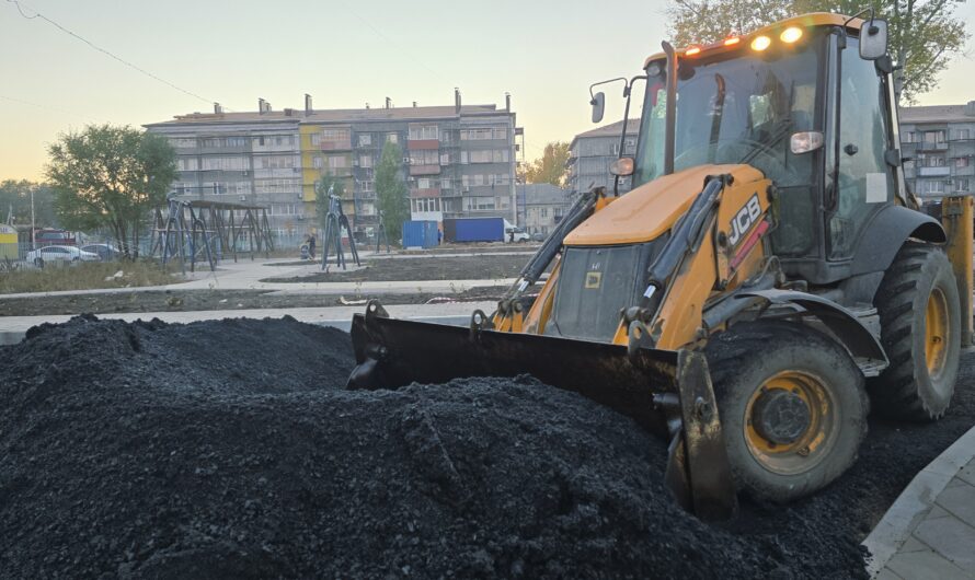 В Соль-Илецке завершается благоустройство привокзальной площади и прилегающей территории на улице Вокзальная