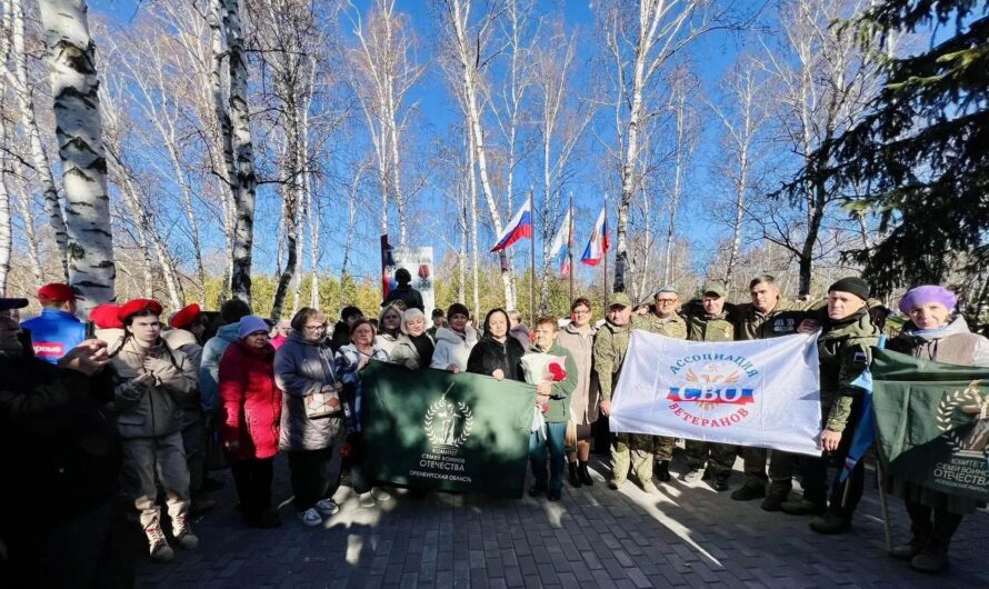 В Асекеево появился памятник бойцам СВО