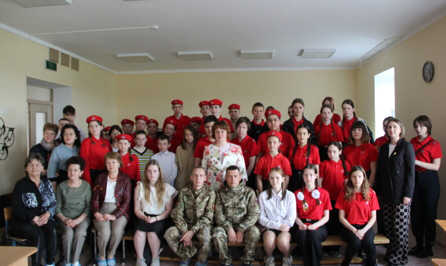 В Красногвардейском районе прошёл фестиваль юнармейского творчества “Быть первыми во всём!”