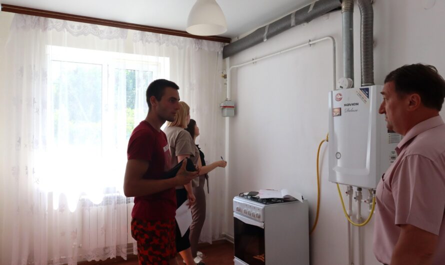 Житель Красногвардейского района получил квартиру в Плешаново в рамках программы поддержки детей-сирот