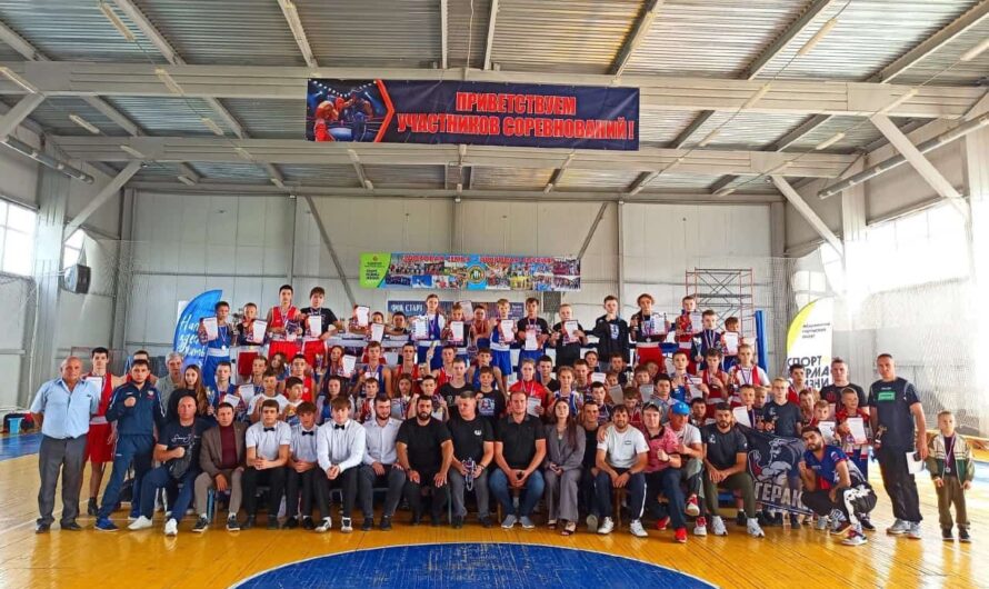 Воспитанники тренеров-преподавателей Александра Ильина и Эмиля Зайсанова приняли участие в межрегиональном турнире по боксу