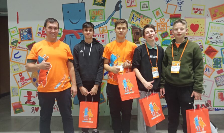 Ребята Красногвардейского района приняли участие в фестивале «РобоФинист 2024» в Санкт-Петербурге